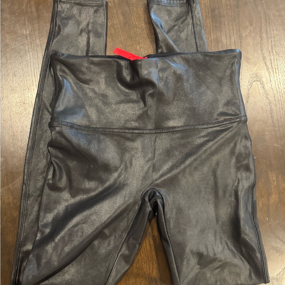 SPANX Shiny Black Leggings/ pleather